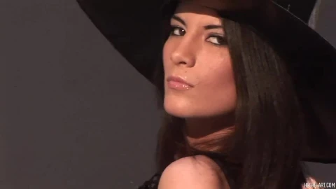 Amazing Cowgirl