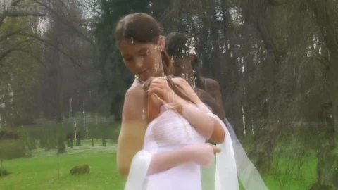 Evas Garden - Lizzie: Before Wedding
